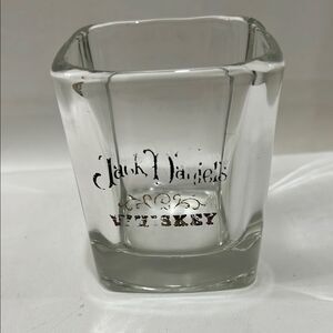 Jack Daniels Clear Rocks Bar Whiskey Glass 8 Oz 3 1/2 In Tall 3 In Square Top